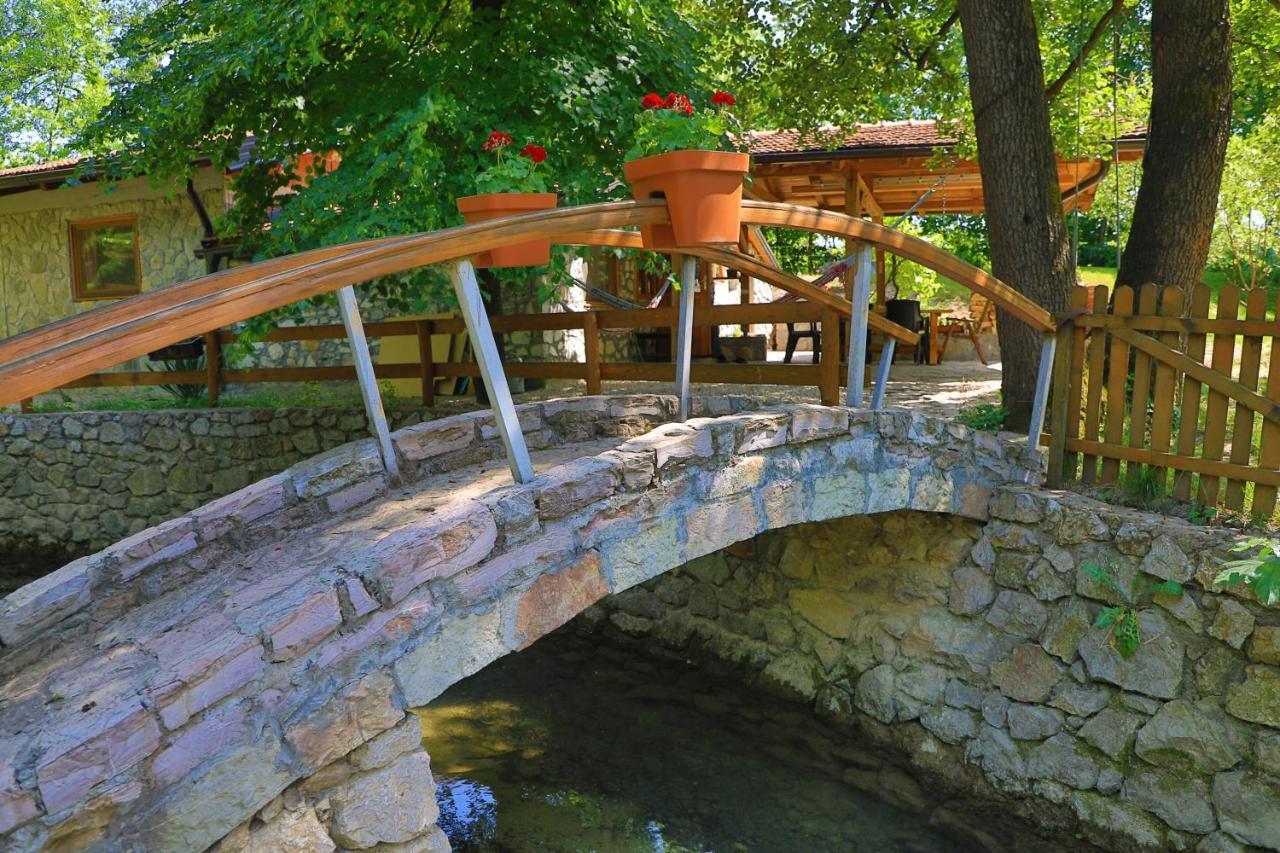 Apartment Green Lagoon Bihac Exterior photo