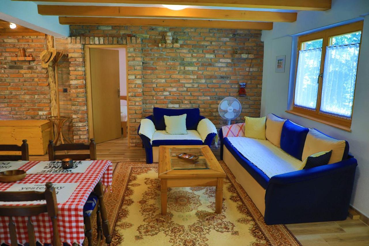 Apartment Green Lagoon Bihac Exterior photo